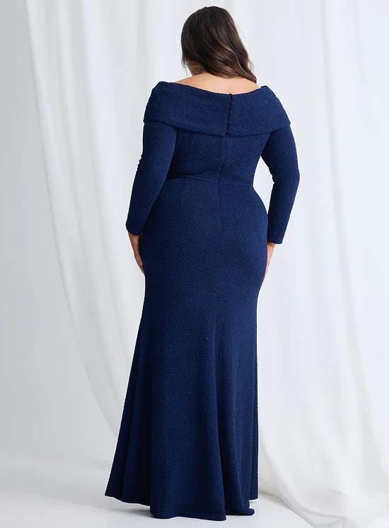Phoebe Dress with Sleeves with Polished Elegance in Navy Mother of the Groom Dress